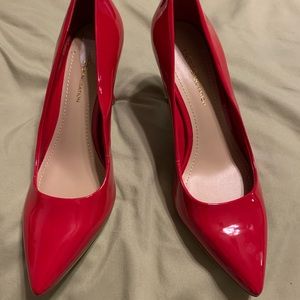 Bcbg heels size 6